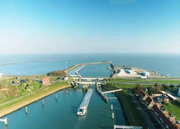 PROYECTO SOSTENIBLE DE DESARROLLO FRONTERIZO Y CANAL MARÍTIMO BILATERAL DOMINICO-HAITIANO Autor: Arq Agrim Federico Eduardo Franco Balcacer. MAE PROYECTO SOSTENIBLE DE DESARROLLO FRONTERIZO Y CANAL MARÍTIMO BILATERAL DOMINICO-HAITIANO Autor: Arq Agrim Federico Eduardo Franco Balcacer. MAE