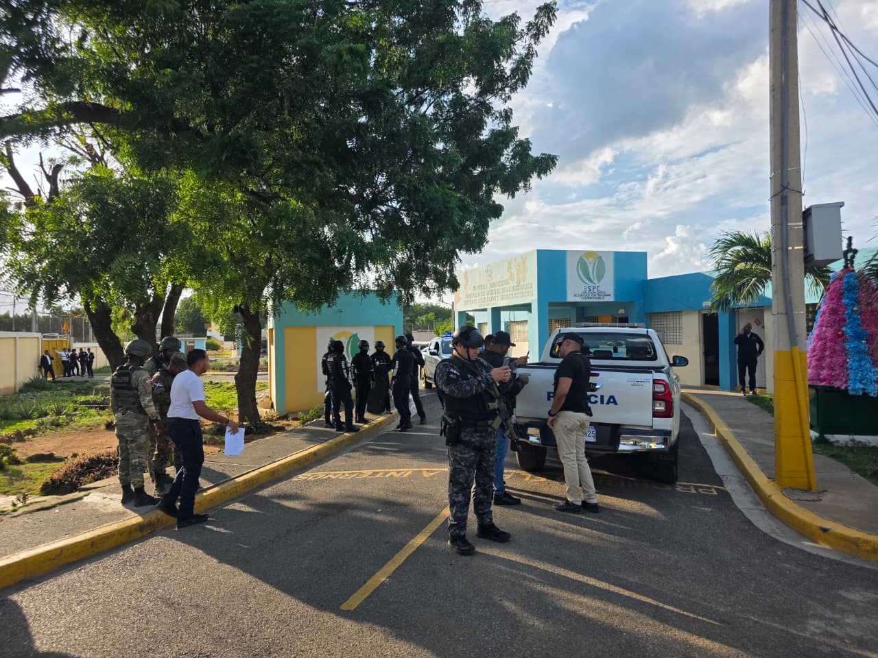 WhatsApp Image 2025-11-555555555515 at 07.52.22