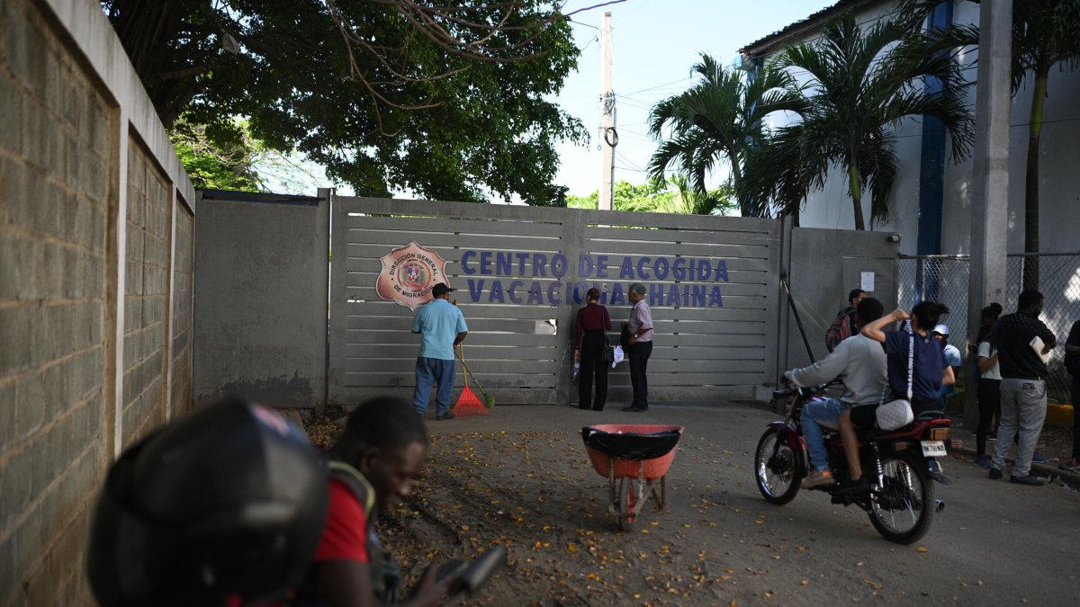 Por la muerte del ciudadano haitiano ocurrida el pasado miércoles, Migración dice que agente disparo en Varón en defensa propia.