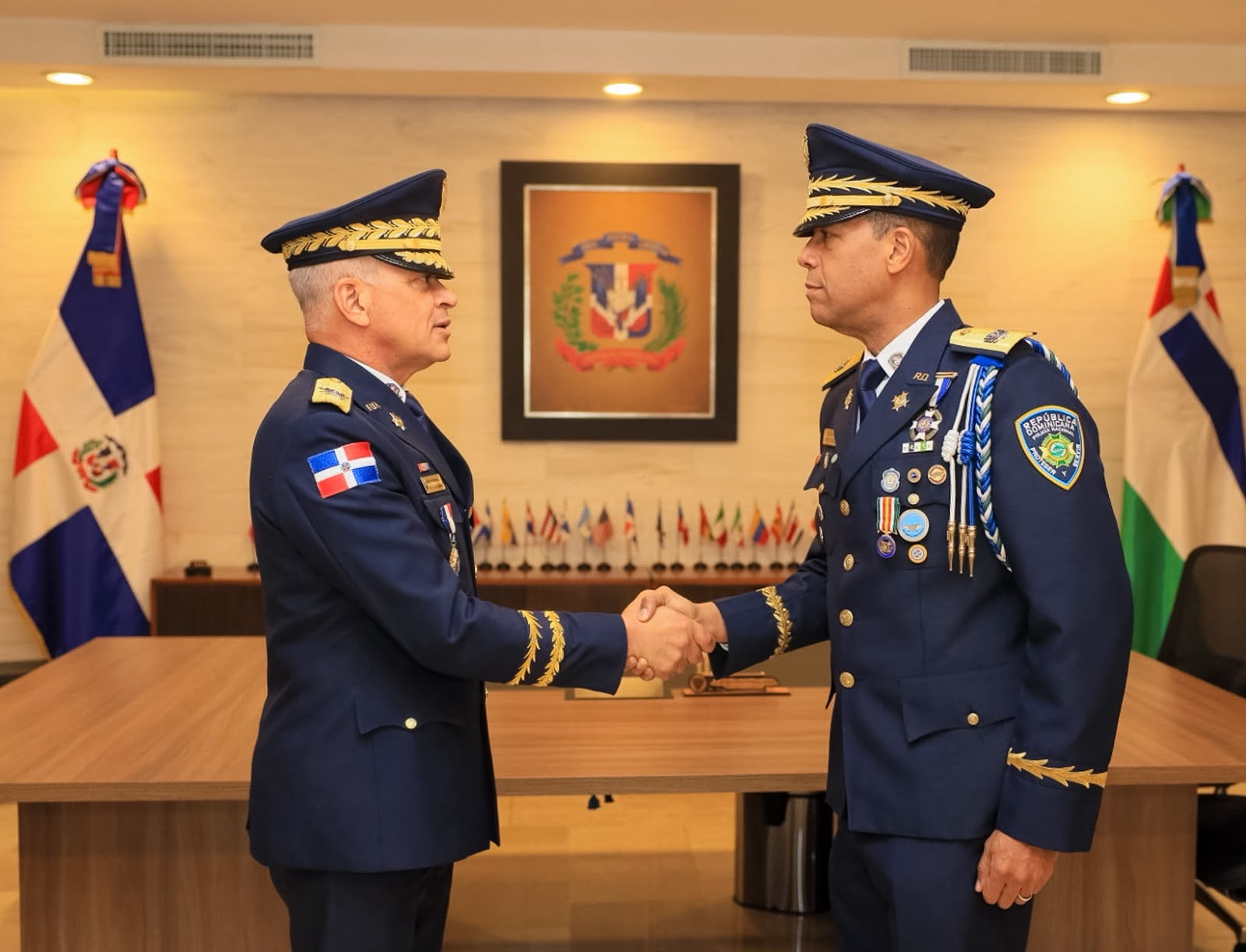 image Director general de la Policía Nacional posiciona al nuevo inspector general de la institución