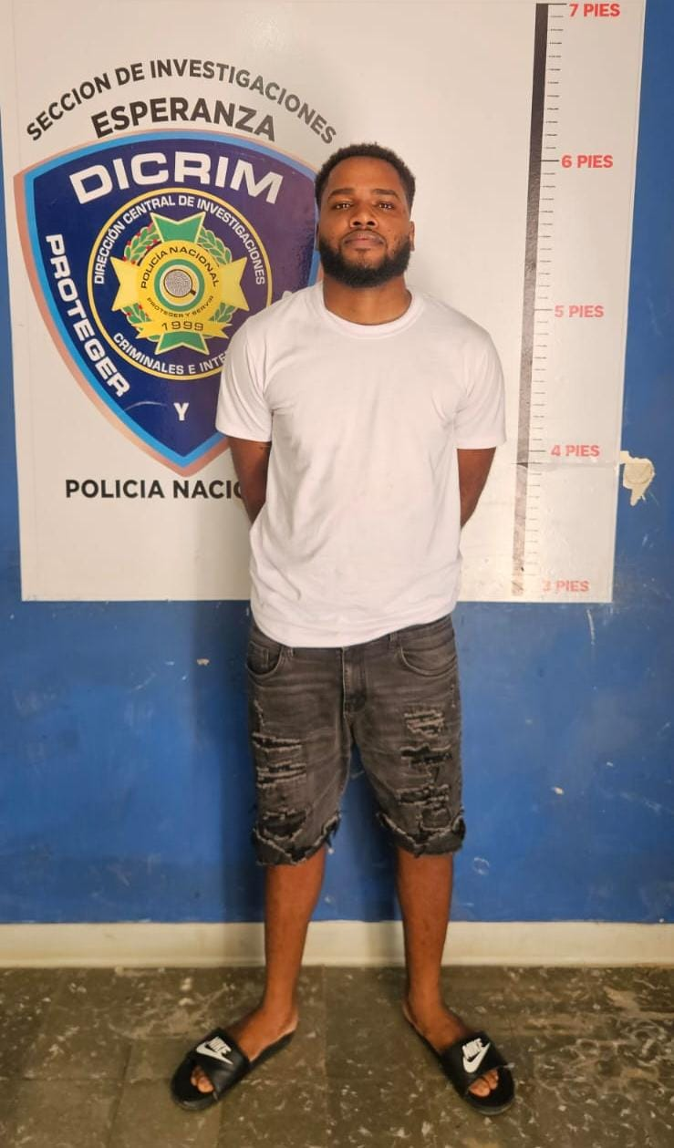 image Tras intenso asedio policial, se entrega último de tres presuntos autores de intento de atraco en Esperanza