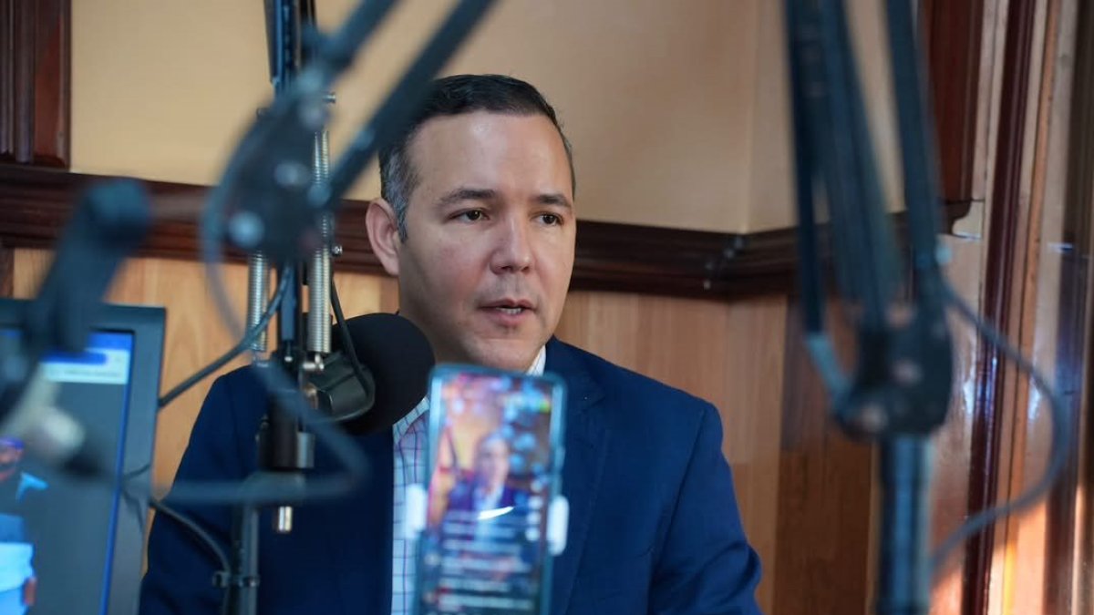 El secretario general del PLD, Johnny Pujols, en la provincia María Trinidad Sánchez.
